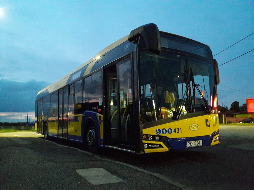 Porównanie linii autobusowych w Kaliszu i Ostrowie – siatka połączeń, tabor, częstotliwość