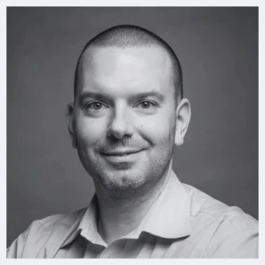 Dr Tomasz Solecki