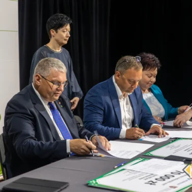 Podpisanie umów na realizację projektów w ramach programu "Pięknieje Wielkopolska Wieś" 2025