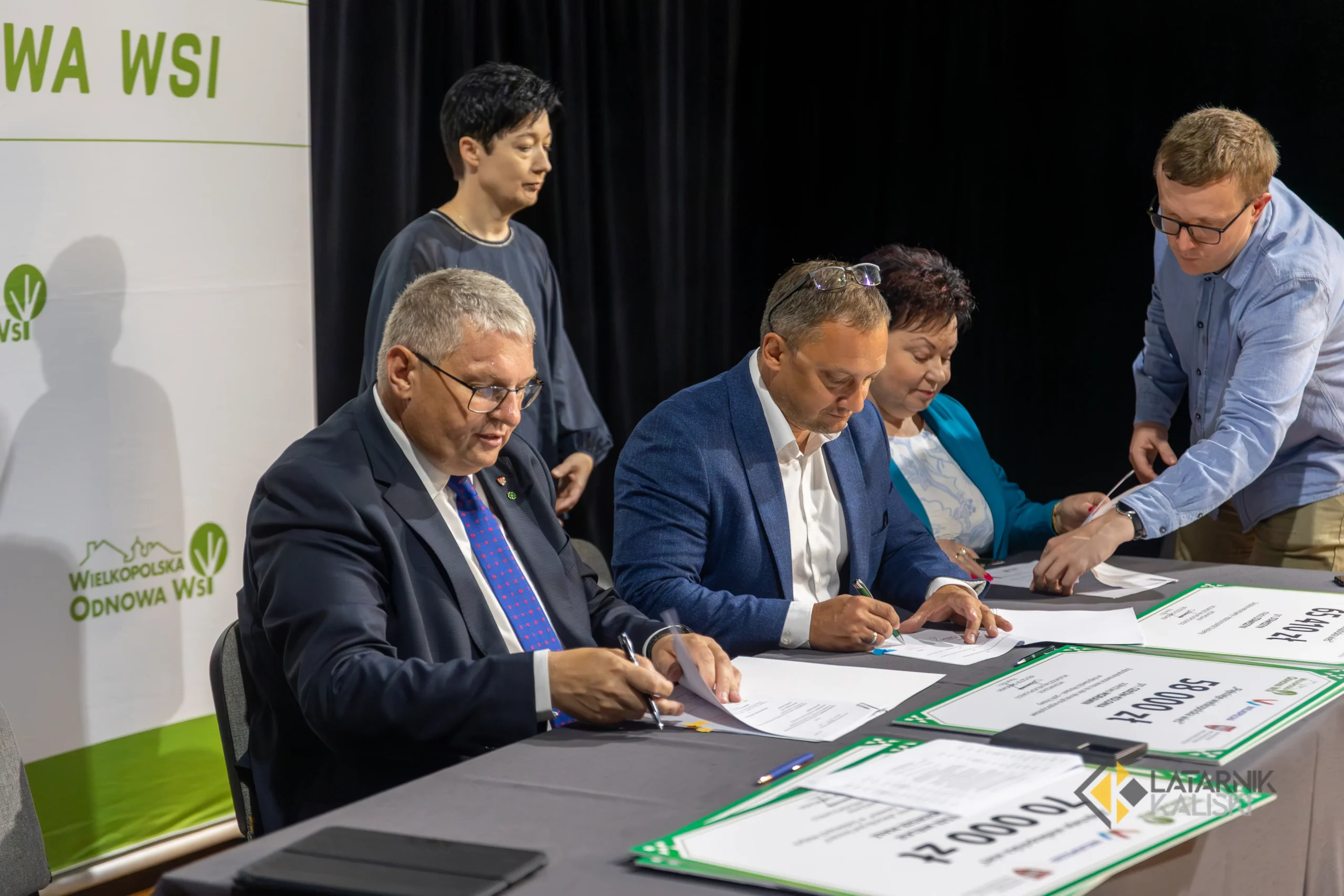 Podpisanie umów na realizację projektów w ramach programu "Pięknieje Wielkopolska Wieś" 2025